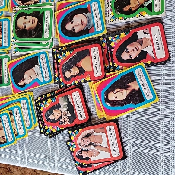 70 Charlie's Angels 1977 Stickers - Picture 10 of 15